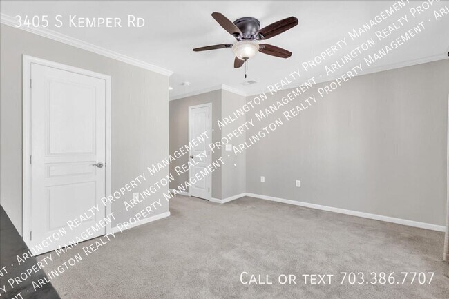 Building Photo - 3405 S Kemper Rd