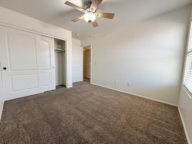 Building Photo - 4802 W Fawn Dr