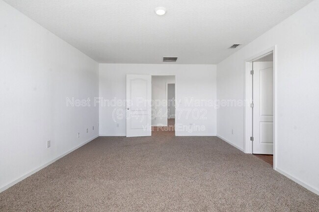 Building Photo - 190 Ardila Cir