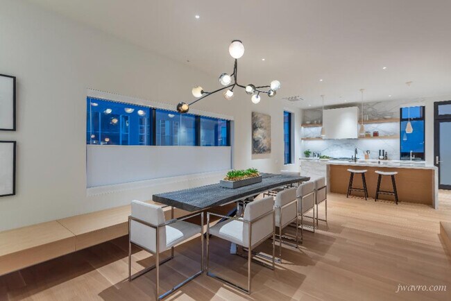 Building Photo - 17 Guy Pl