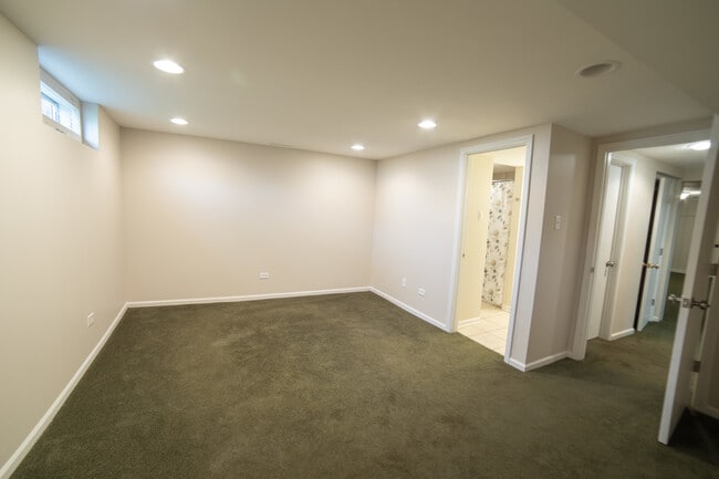 Building Photo - 4841 Lamb Dr