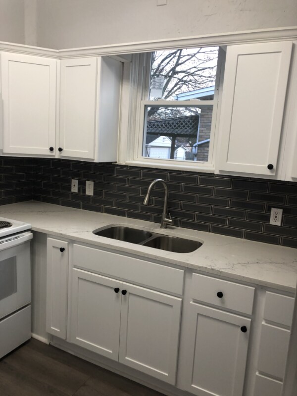 Building Photo - 321 Glendora Ave