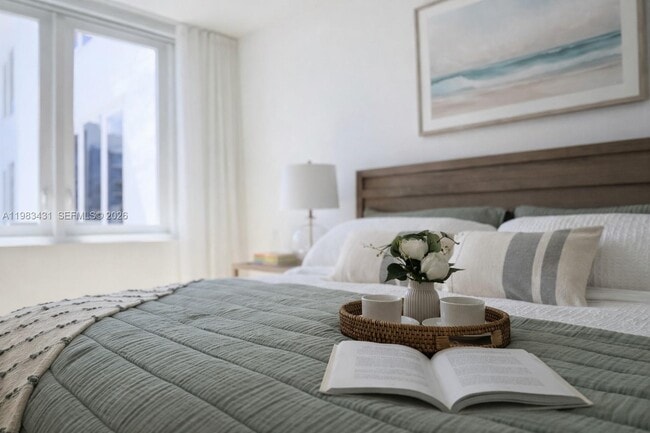 Building Photo - 2301 Collins Ave