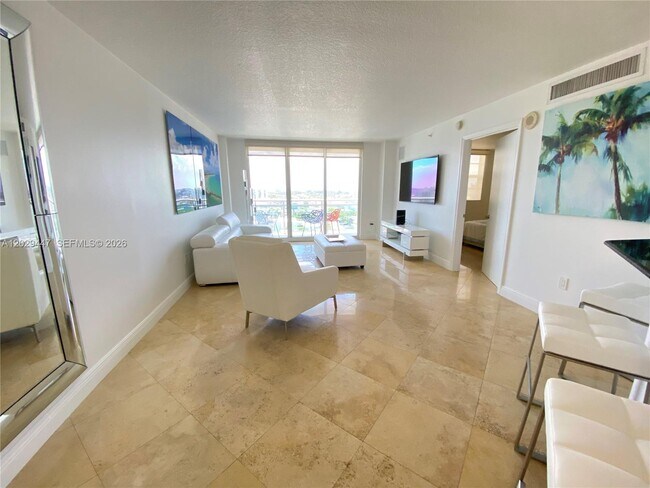 Building Photo - 6917 Collins Ave