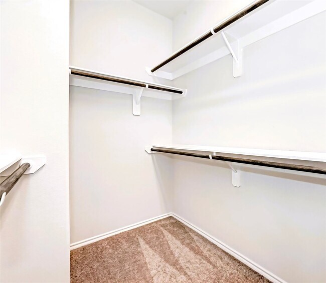 Building Photo - 3115 Roseland Terrace Ln