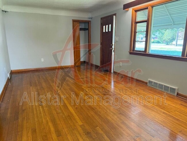 Building Photo - 5785 Fitch Rd