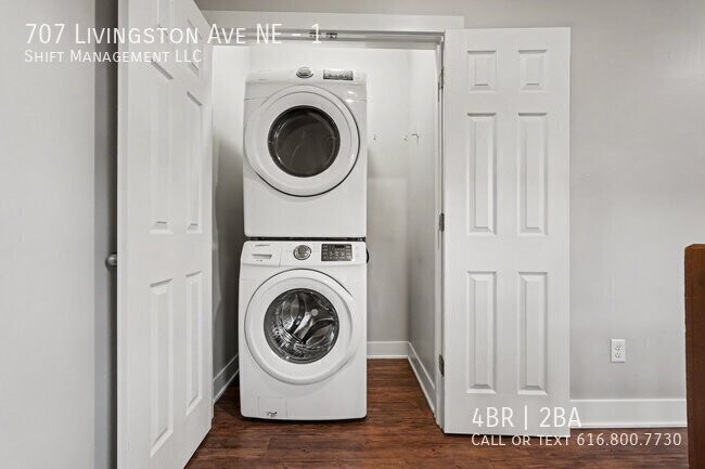 Building Photo - 707 Livingston Ave NE