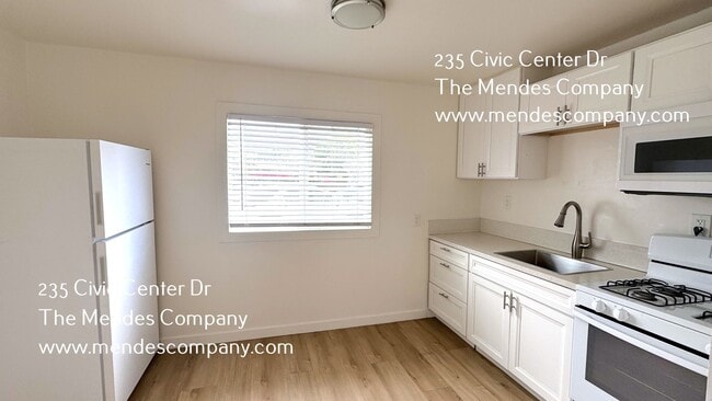 Building Photo - 235 Civic Center Dr.