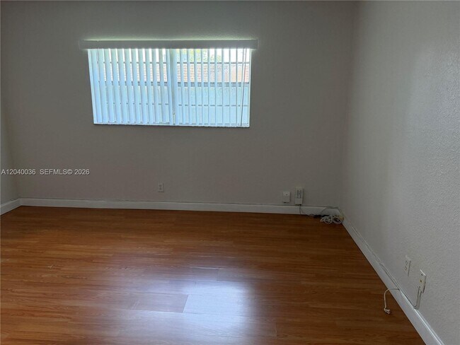 Building Photo - 4767 NW 9th Dr