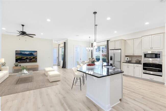 Building Photo - 8408 Laureate Blvd