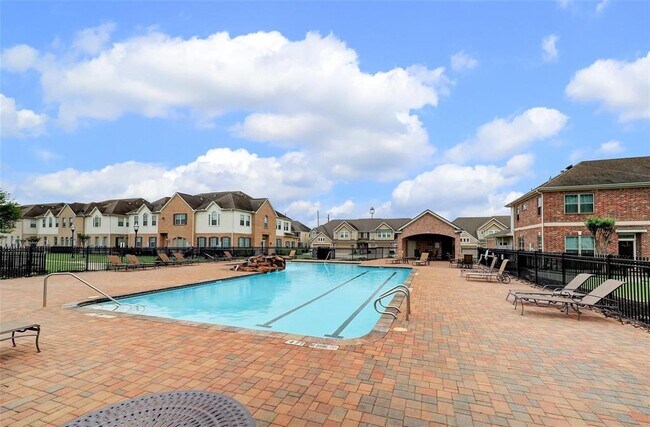 Building Photo - 2723 Misty Heath Ln