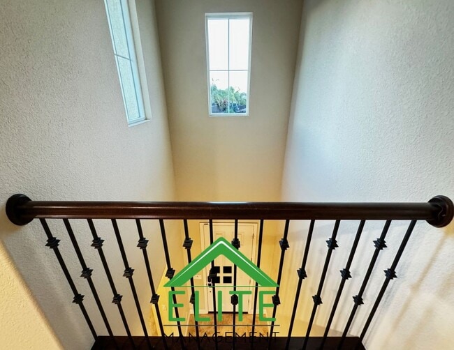 Building Photo - 2104 Westmeath Way