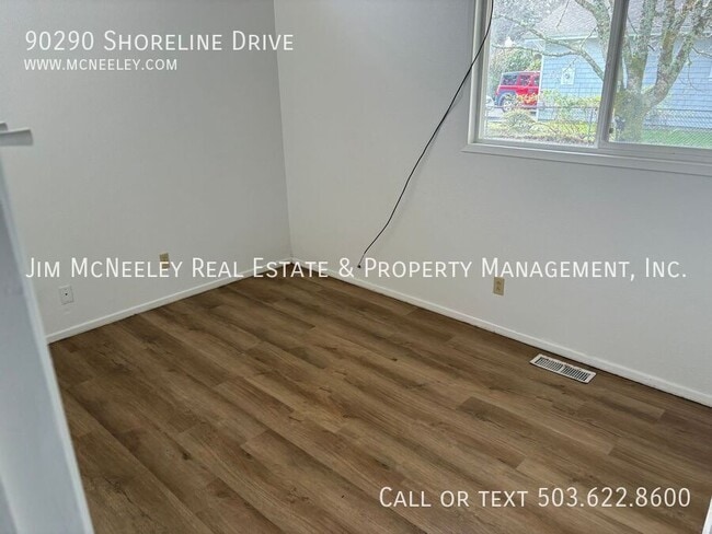 Building Photo - 90290 Shoreline Dr