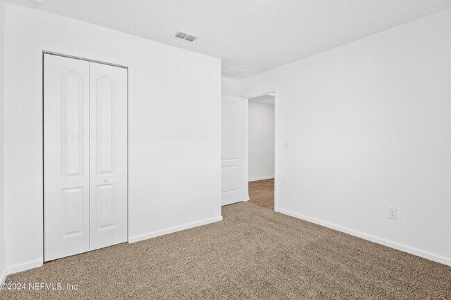 Building Photo - 197 Ardila Cir
