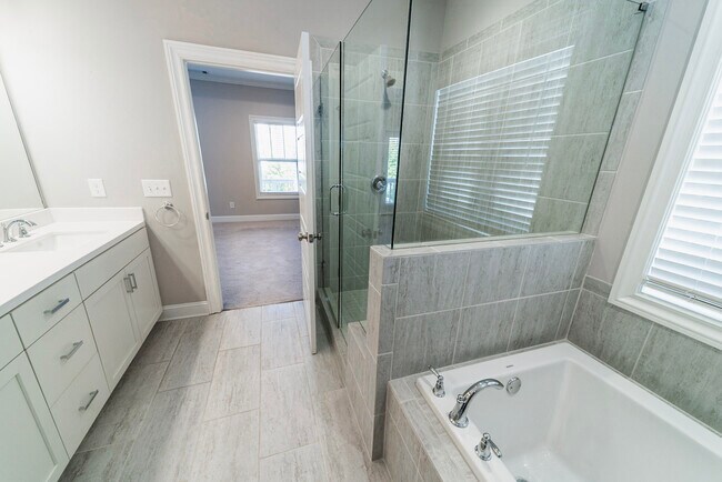 Building Photo - 1791 Willow Way