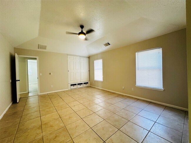 Building Photo - 12315 Dapple Ln