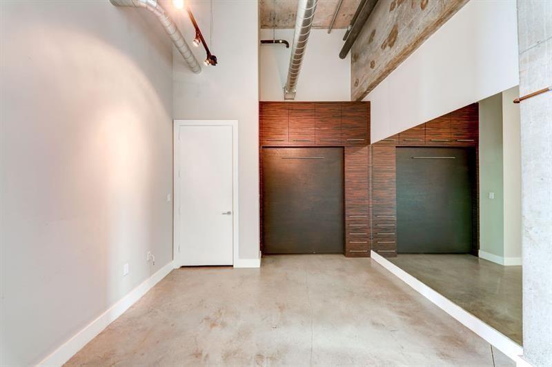 Building Photo - 435 N Andrews Ave