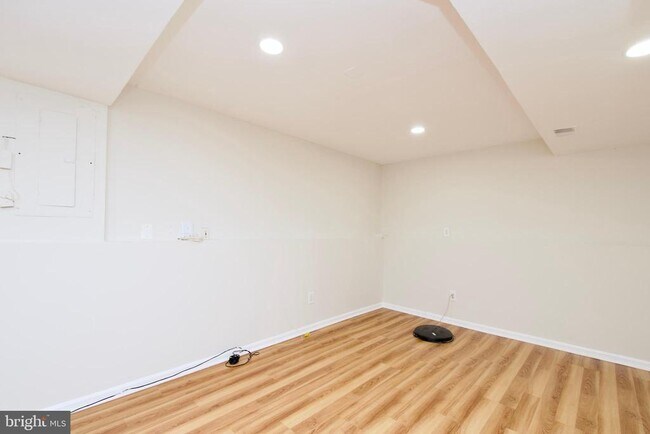 Building Photo - 10217 McKean Ct