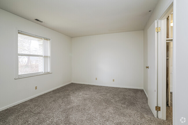 2 BR, 1 BA - First Bedroom - Hessel on the Park