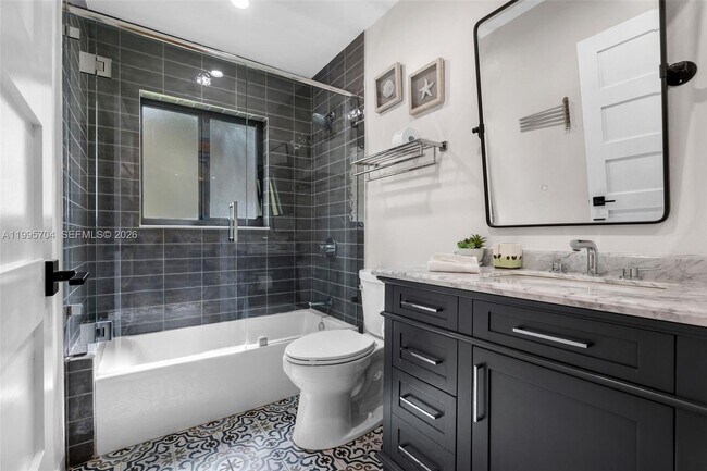 Building Photo - 4220 Grove Park Ln