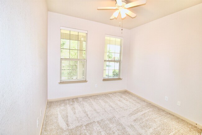 Building Photo - 6139 Norwood Meadows Ln