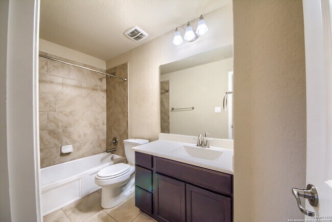Building Photo - NOW OFFERING 50% OFF 1ST MONTH'S RENT!