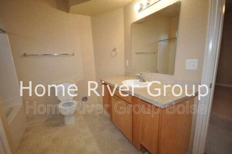 Building Photo - 10183 W Rifleman Ln