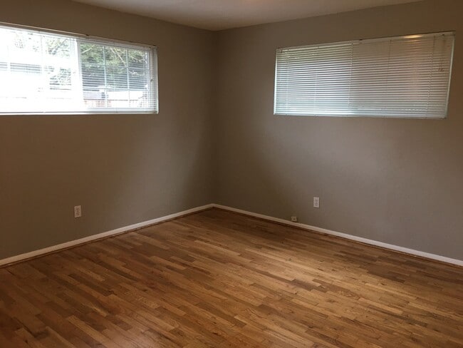 Building Photo - hami03