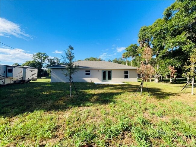 Building Photo - 7702 Lakeland Blvd