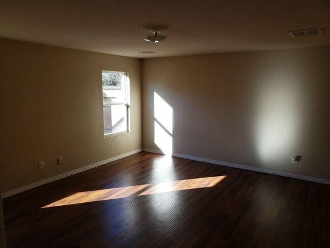 Building Photo - 15810 Sheldon Ridge Way