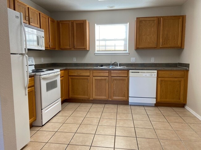 Building Photo - Condominium in Academy Commons