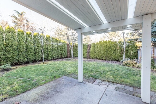 Building Photo - Beautiful 4 Bedroom home in Cascade Crest ...