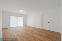 Building Photo - 7831 SW 56th St