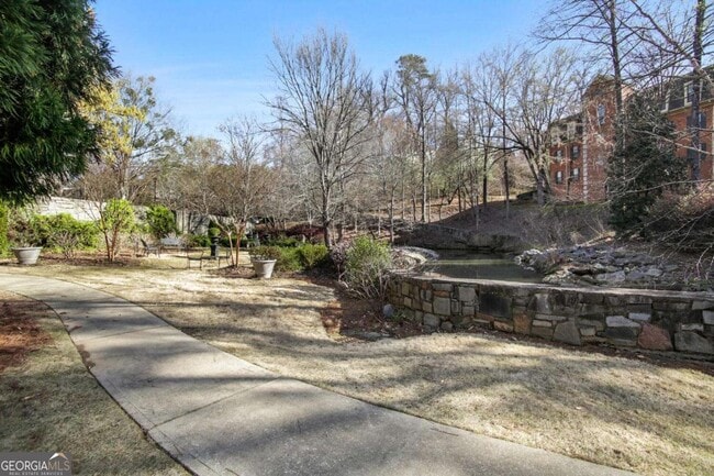 Building Photo - 27207 Plantation Dr NE