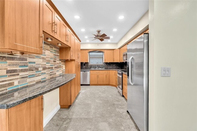 Building Photo - 2114 N 44th Ave