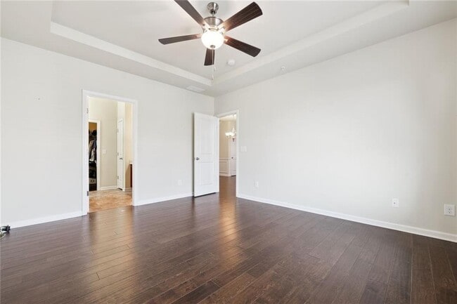 Building Photo - 3554 Village Enclave Ln