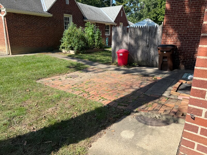 Building Photo - 3919 Beech St