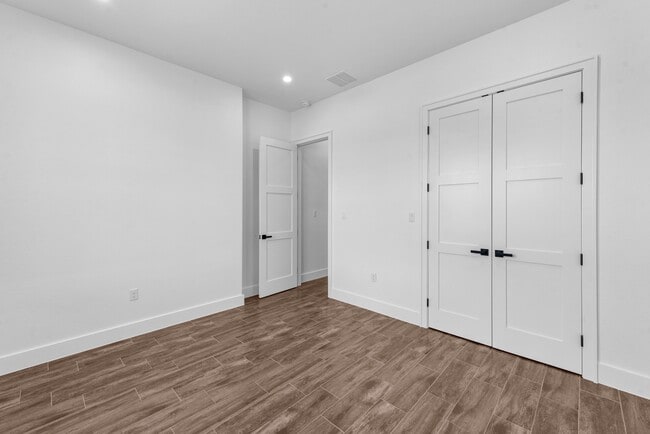 Building Photo - 323 Rd 5840