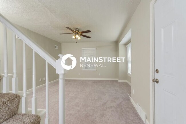 Building Photo - 3 Bedroom Pet-Friendly Home in Louisville,...