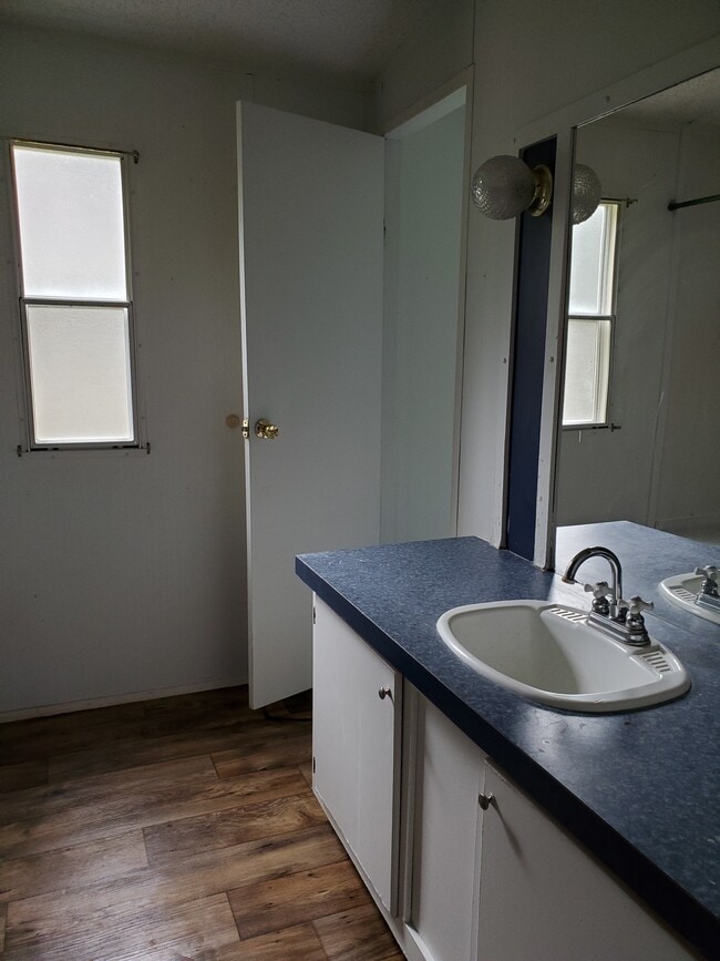 Building Photo - 146 Courtney Ln