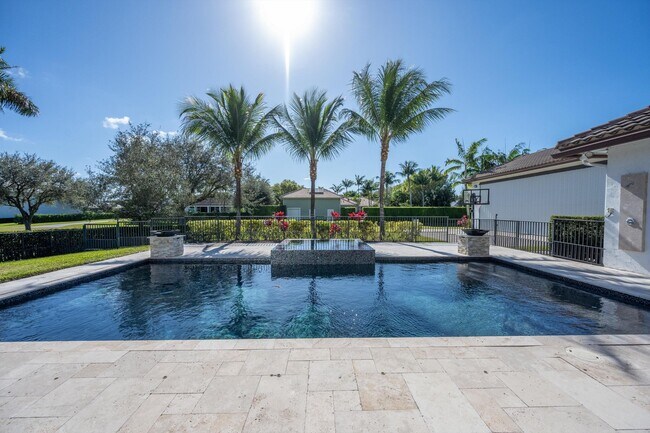 Building Photo - 15880 Barnstormer Ct