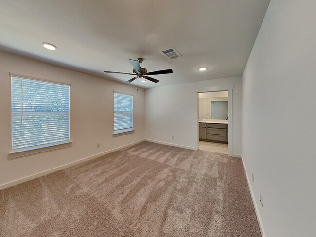 Building Photo - 224 Wagon Spoke Wy