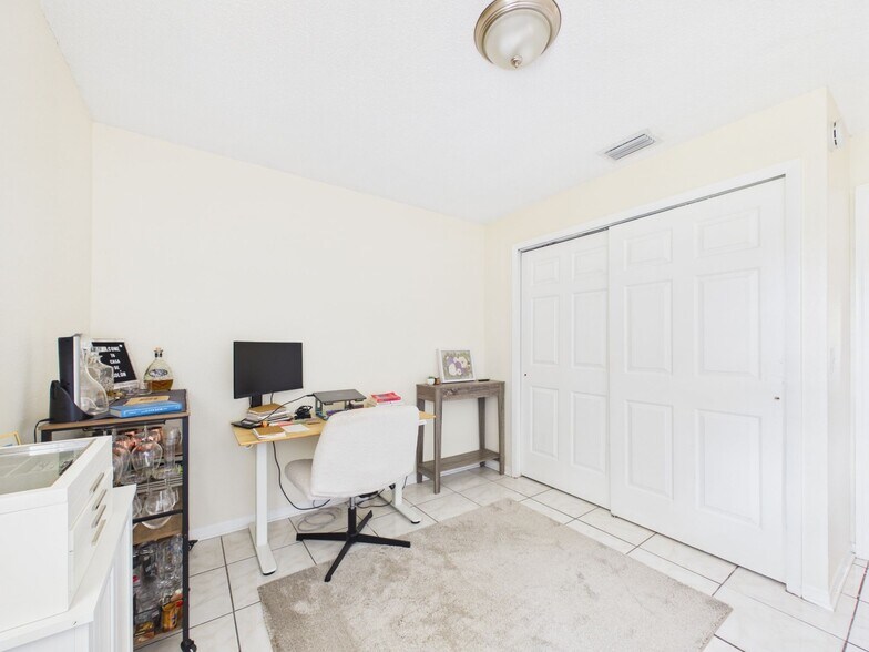 Bedroom 3 - 1411 E 109th Ave