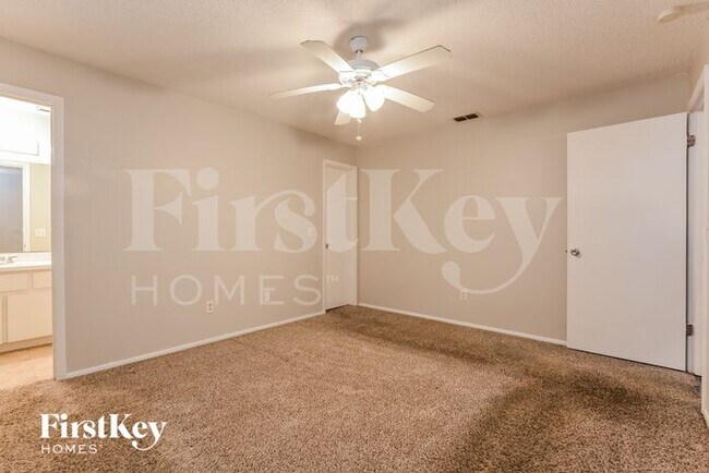 Building Photo - 3428 Westland Dr