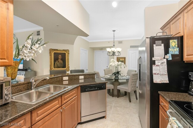 Building Photo - 12936 Violino Ln