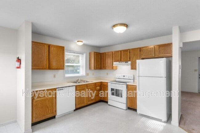 Building Photo - 0 286 Thompsonville Ln