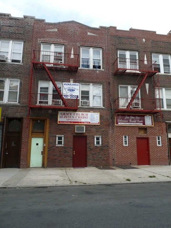 Primary Photo - 1011 Clarkson Ave