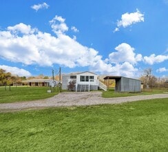 Building Photo - 5806 Hwy 35 Bypass