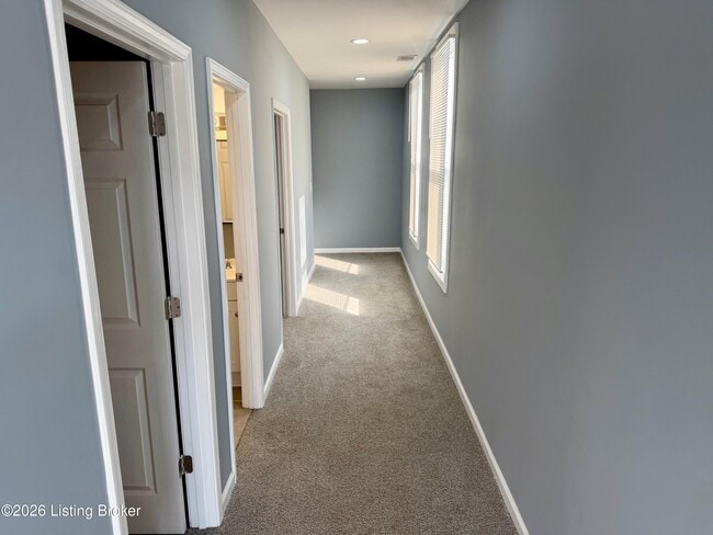 Building Photo - 2407 W Jefferson St