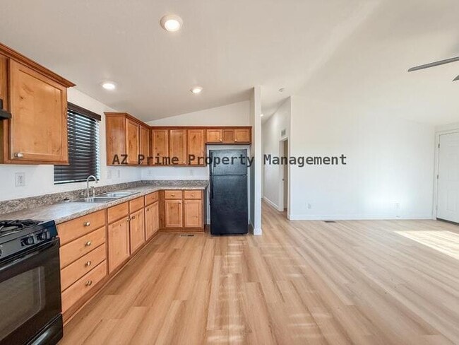 Building Photo - 51880 Gold Plains Rd